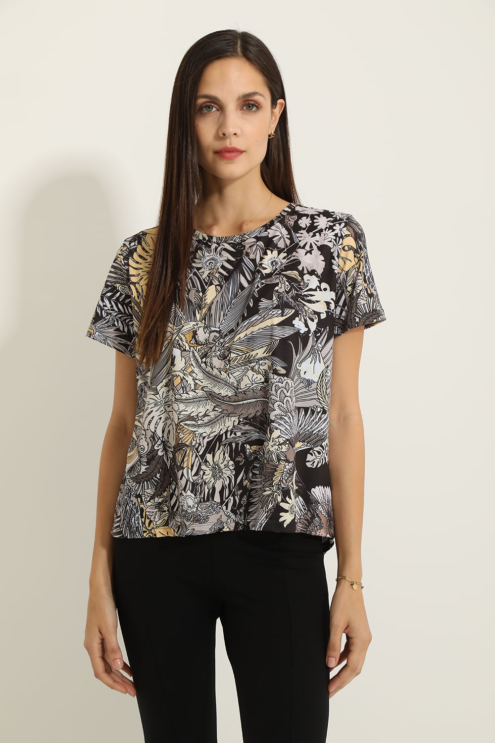 REMERA ZARI